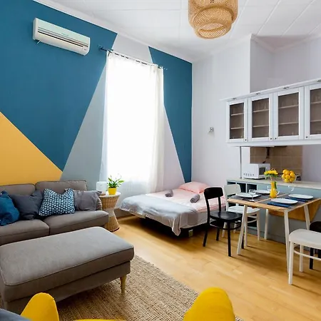Treasure Box Citycenter Apartment